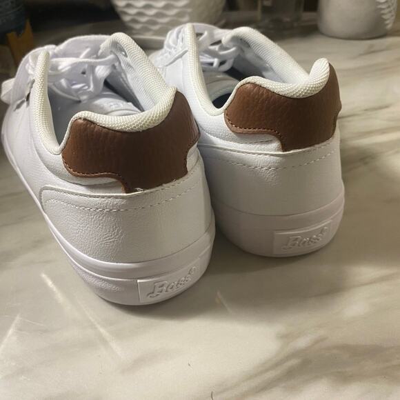 Bass Sneakers - Picture 3 of 4